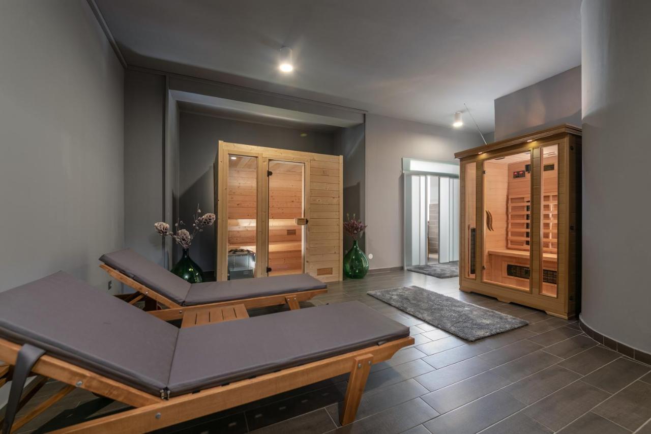 Hotel Villa Върсар Екстериор снимка