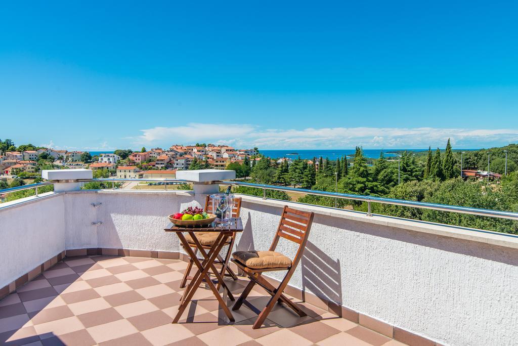Hotel Villa Върсар Екстериор снимка