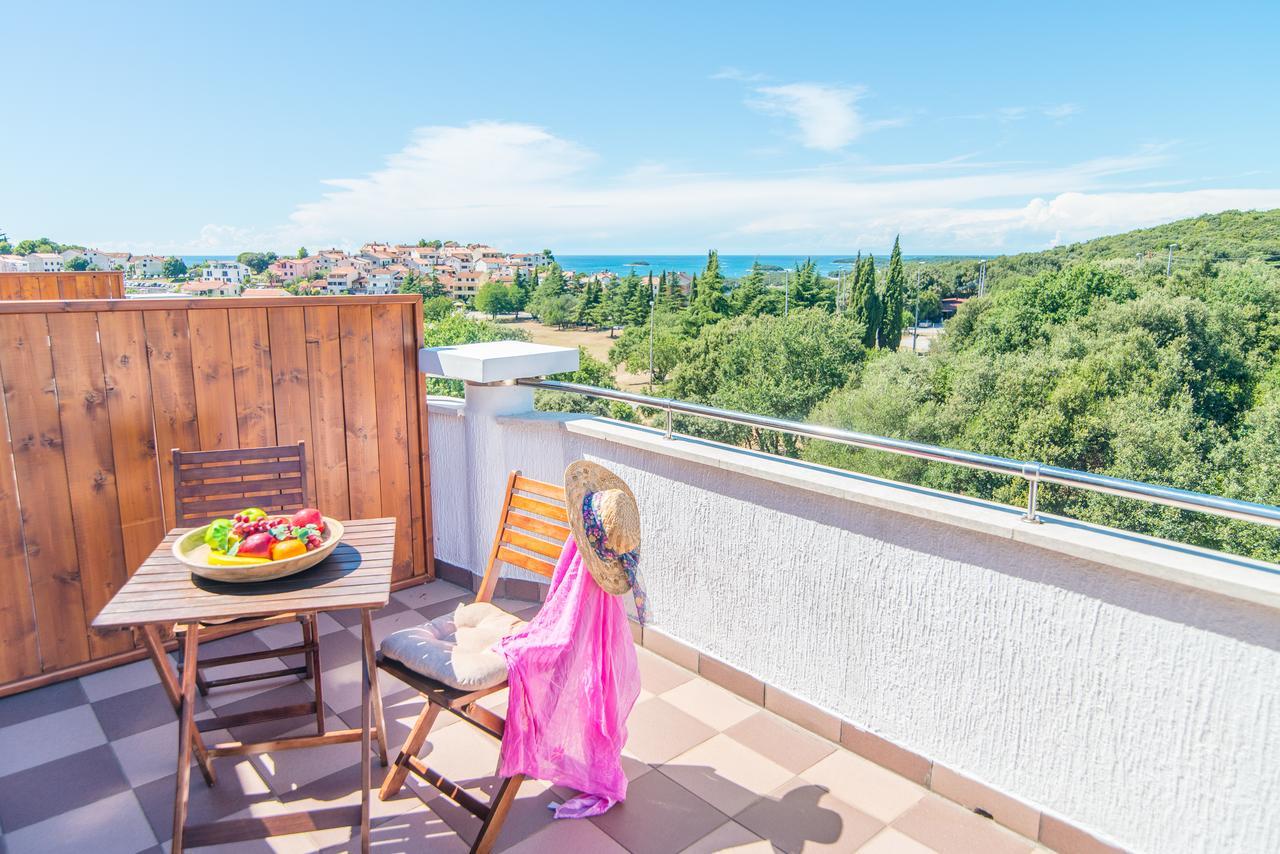 Hotel Villa Върсар Екстериор снимка